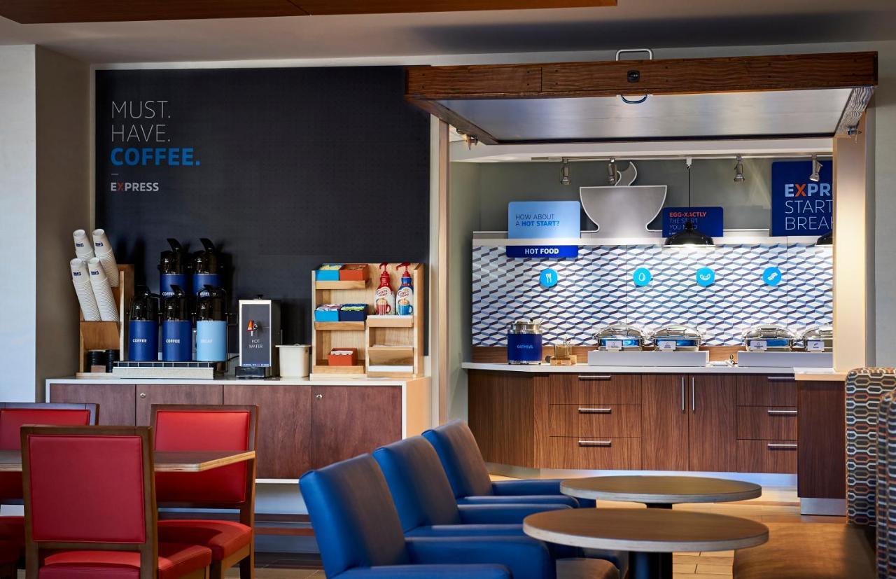 Holiday Inn Express & Suites - Milan - Sandusky Area By Ihg Exteriér fotografie