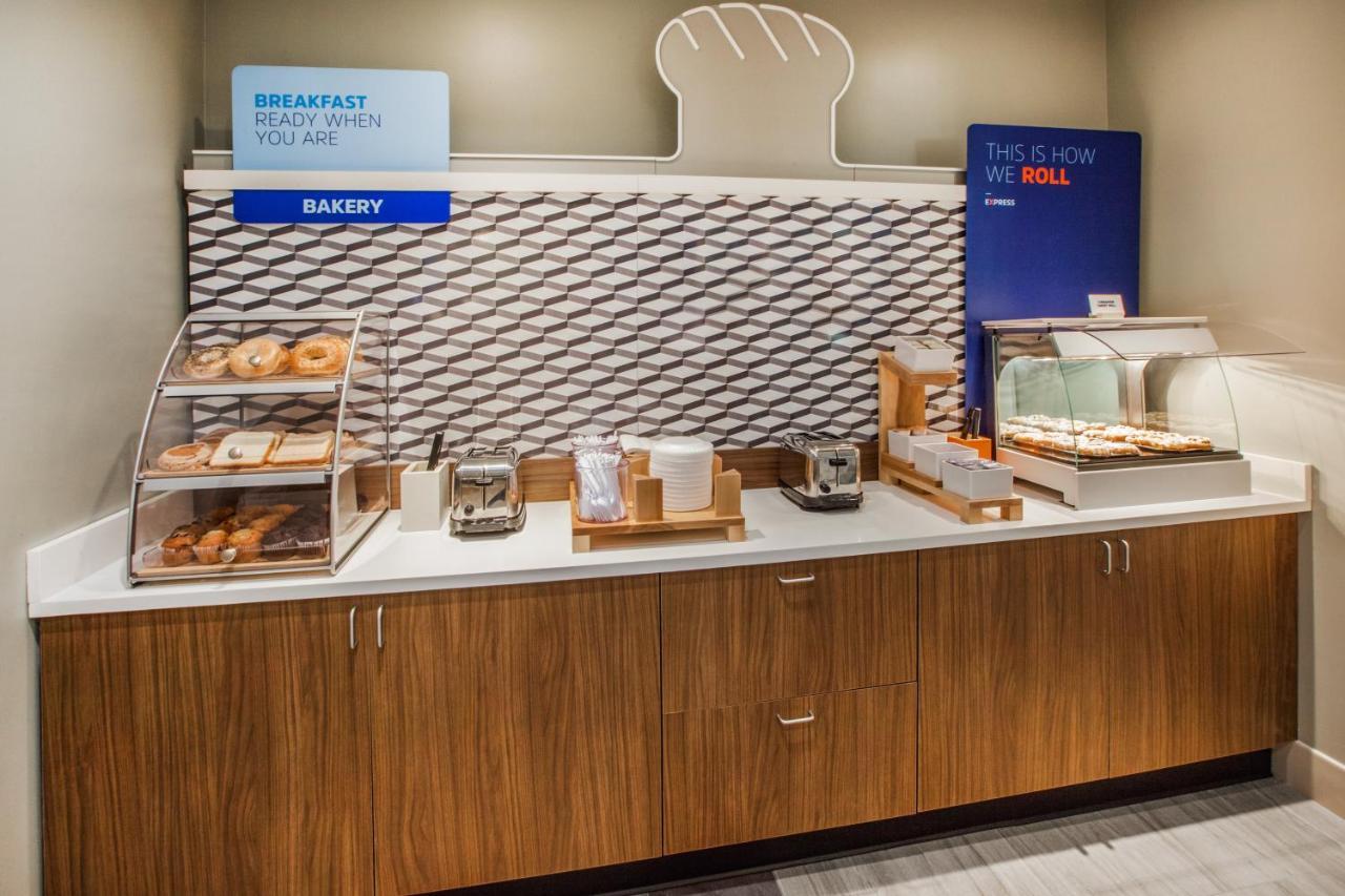 Holiday Inn Express & Suites - Milan - Sandusky Area By Ihg Exteriér fotografie