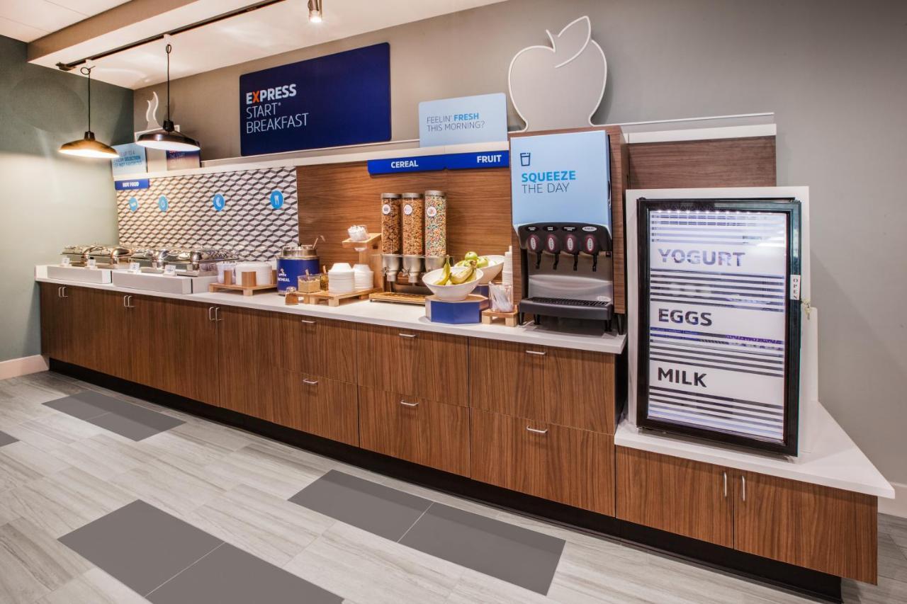 Holiday Inn Express & Suites - Milan - Sandusky Area By Ihg Exteriér fotografie