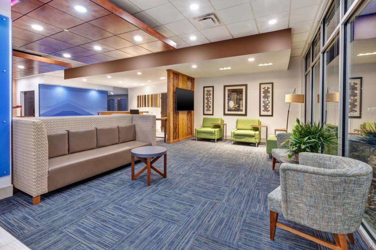 Holiday Inn Express & Suites - Milan - Sandusky Area By Ihg Exteriér fotografie